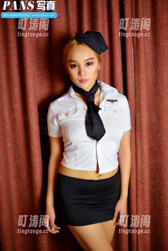 PANS写真 - 淘淘泳衣的超能力：变墙面壁纸，轻松点亮你的日常！