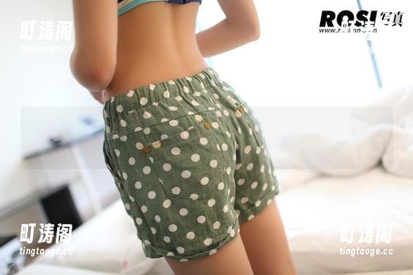 ROSI写真 - 呼唤杨晨晨的“妹妹”：私拍之路，美图放肆又犯规。