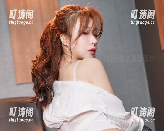 突破次元壁的JK学生装，Sia(시아)的美图资源直逼你的少女心！