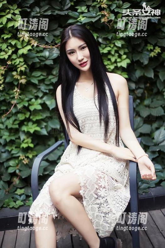 TouTiao头条女神 - 图片精选，郭忆然姐姐的“我是谁”时刻