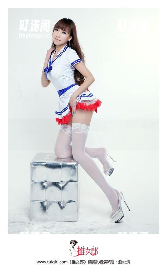 TuiGirl推女郎 - 王馨瑶双人写真，免费送你一份满满的迟疑与期待。