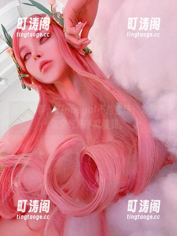 Vinnegal 高清写真:Vinnegal不挡全场,力量就像空气几乎能嗅到。
