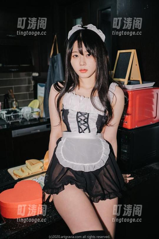 女仆公馆通宵开放，Zia(지아)的套图资源量身定制！