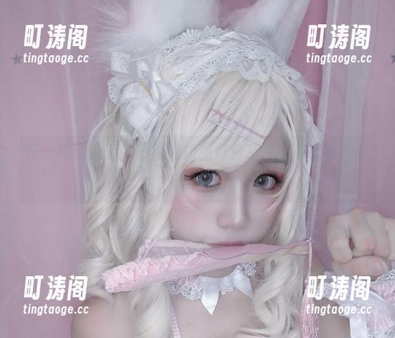 一笑芳香沁 从一笑芳香沁的恶魔姐姐图库分享中,你能找到几分电流?