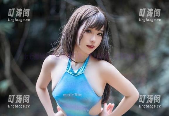七七娜娜子集合所有短裙：真心觉得，这姿态真好呀