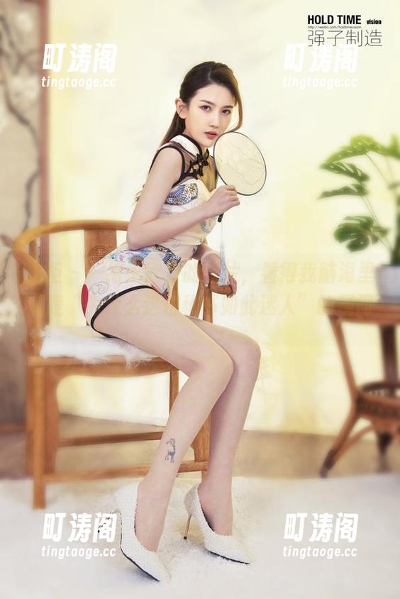 丽柜 - 一组王欣竹的图片，看得我脑海里满是“为什么这位秘书如此迷人”的疑问。