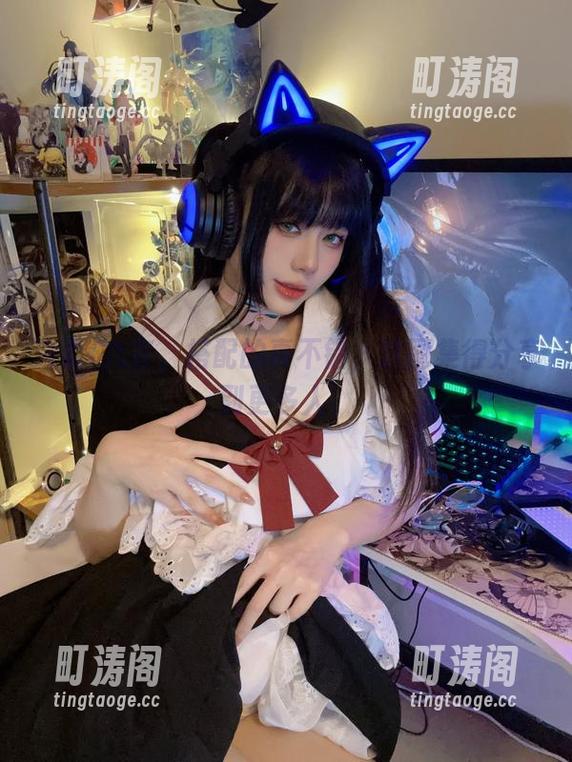 温柔+九言，搭配的真不错，这图集得分享到更多人。