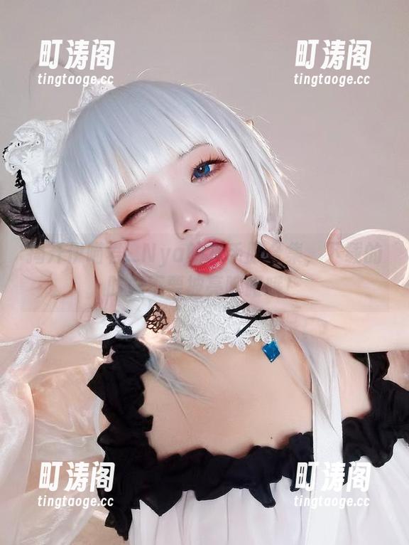 揭开伊喵君_Nya的水手服合集，下载的时候不要被亮瞎眼哦！