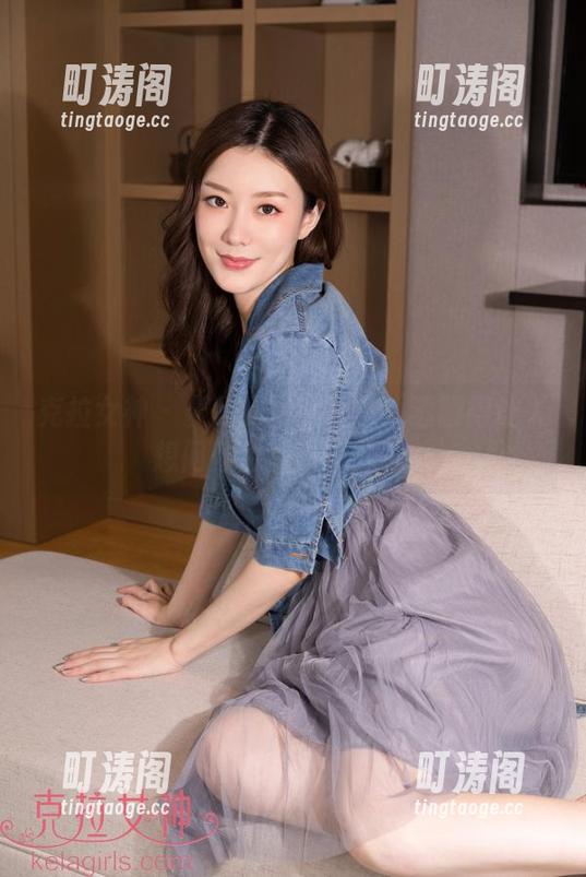 克拉女神 - 姜璐的私房合集：透明得让人想问颜色都去哪儿了？