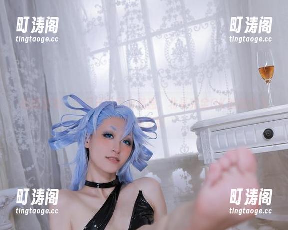 北哥完全OK 最新图集:牛仔裤的固执魅惑,北哥完全OK的随性与洒脱交织