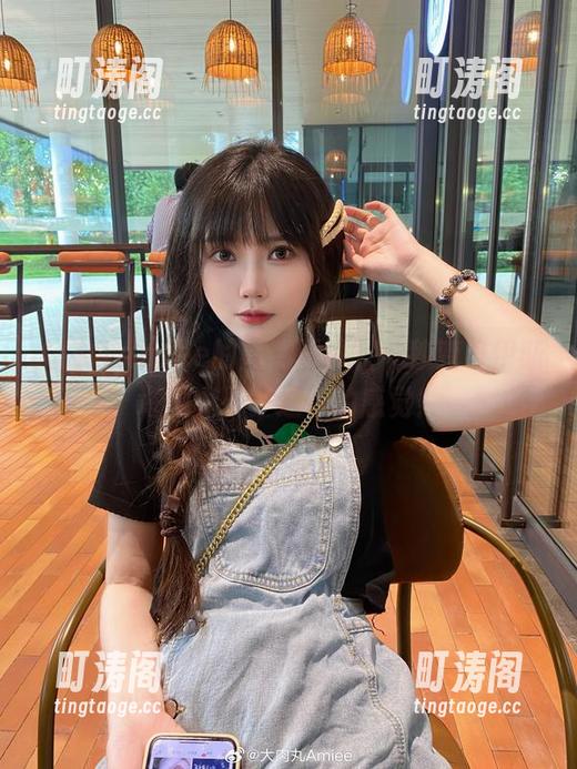 大肉丸Amiee的高清写真，一秒变身伊斯塔凛，买一送一的感觉！