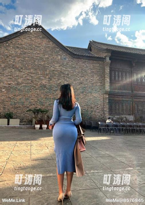 微密圈 - 不满于平常，小芯酱给你美图的新视角，散图就像炸弹，资源一扔，你都忘了自己是谁！