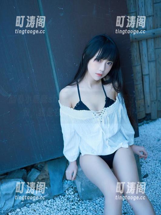 翻看小鹿鹿shika的JK和风，无语了这精致，我是在门口等着图集更新吗！