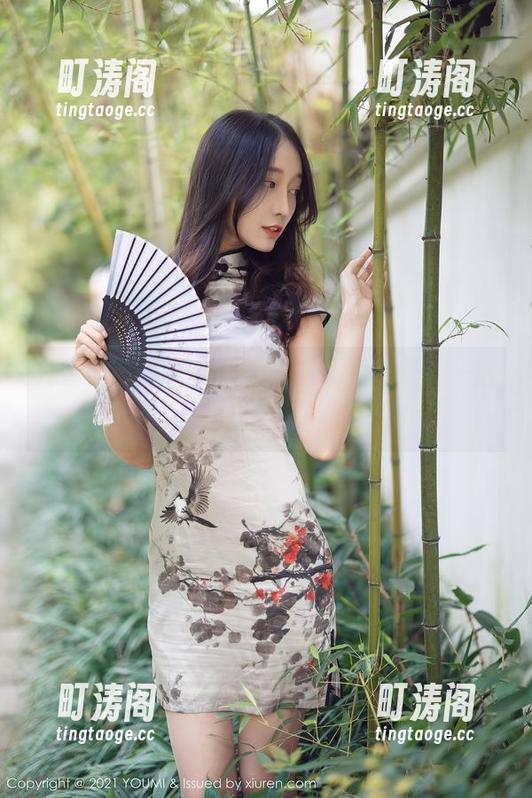 尤蜜荟 - 从头到脚，娜露御姐图集，一起吃瓜吧，注意别掉眼泪哦。