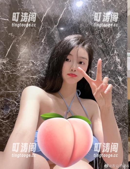 微密圈 - 左公子666，真是把护士定制作品玩出了新高度，感觉不少细节得细品啊。