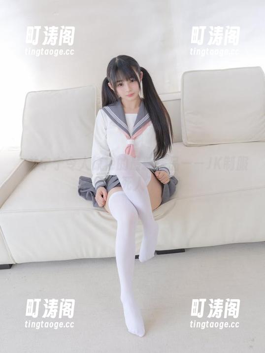 桜井宁宁令人惊艳的最新作品——JK制服，能气死人不偿命