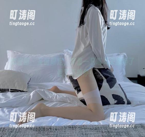 微密圈 - 圣诞限定，梦里一只喵又来撒娇了，看了不想停！