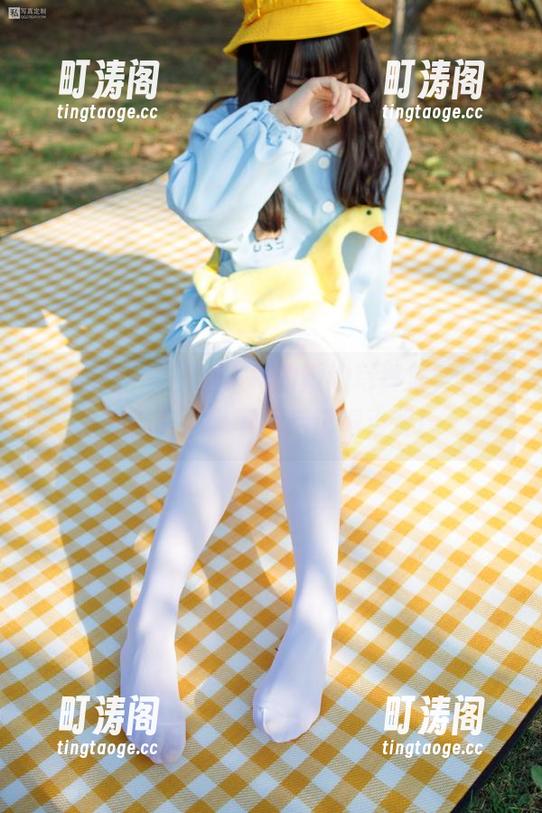 森萝财团 - 一组小梓的婚纱写真集，冲击你的美感，下载后记得点赞！