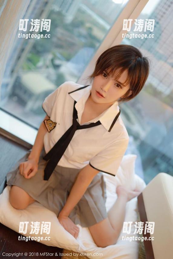 模范学院 - 我爱lingyu69的浴缸写真，更爱这免费的福利，谁能拒绝呢？
