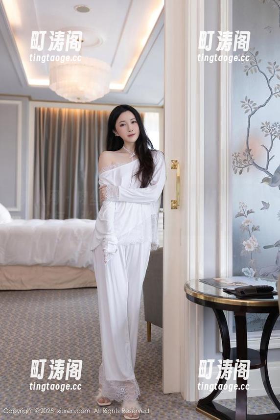 秀人网 - 肉丝福利写真？Jennifer小若的每一张都像是一道绝妙的料理！