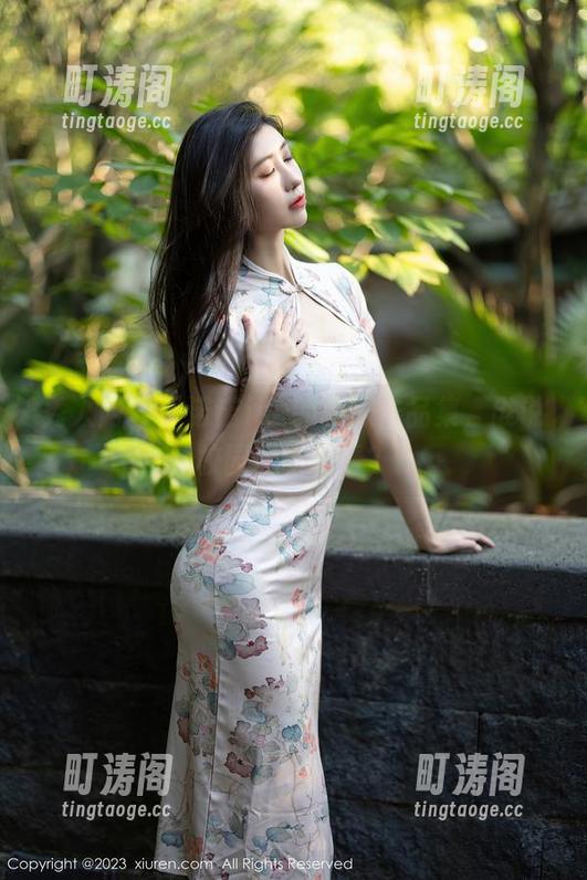 秀人网 - 于诺诺ise的校服作品集，谁说校园风不好看？