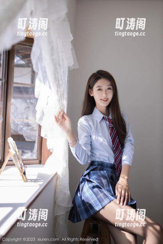 秀人网 - 这可是难得一见的女仆资源，奶油妹妹玩得真清新脱俗。