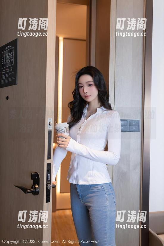 秀人网 - 突然想到小茉莉jasmine和她的浴缸，免费图片引发的水上聚会呀。