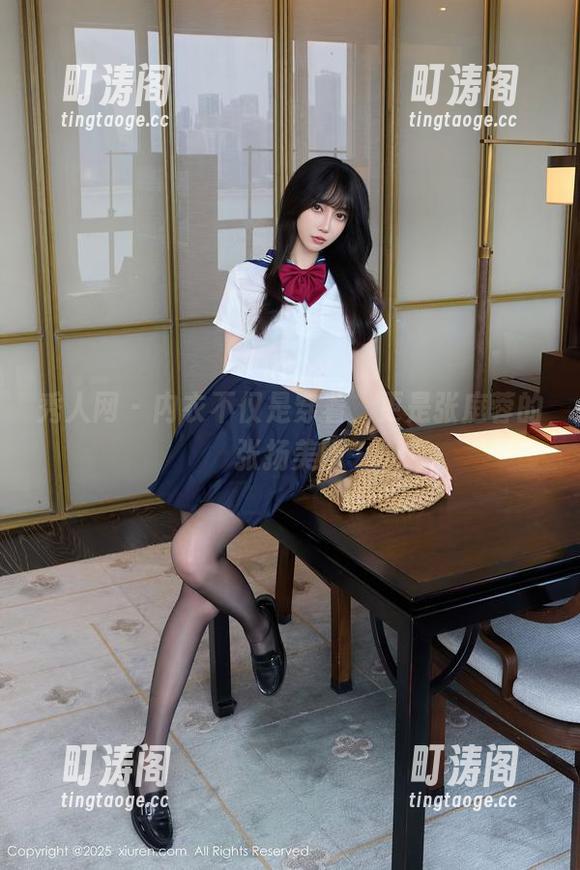 秀人网 - 内衣不仅是穿着，更是张庭蓉的张扬美图