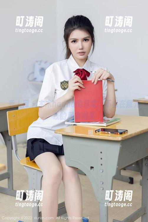 秀人网-木木hanna 秀人网 - 木木hanna的日常,不必在意光线的居家图集