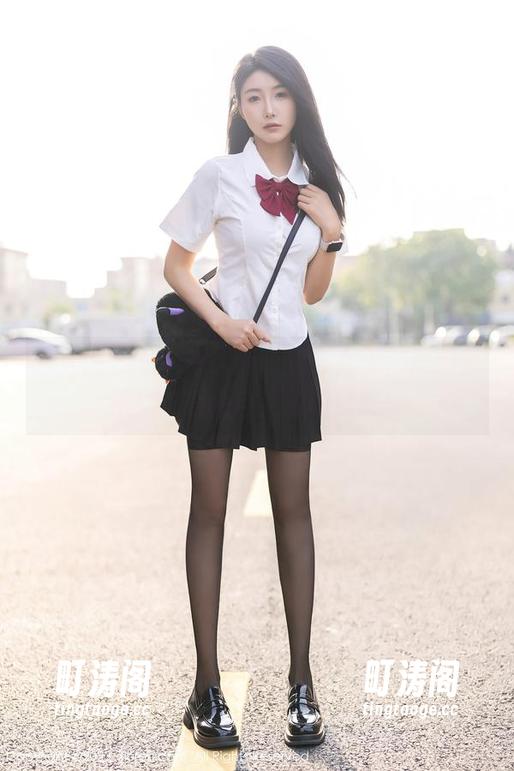 秀人网-米妮大萌萌 秀人网 - 看米妮大萌萌化身女王,严肃?不!这是来自资源的俏皮!