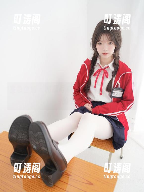 紧急企划 - 和服写真集，捕捉小恩那一刻的宁静