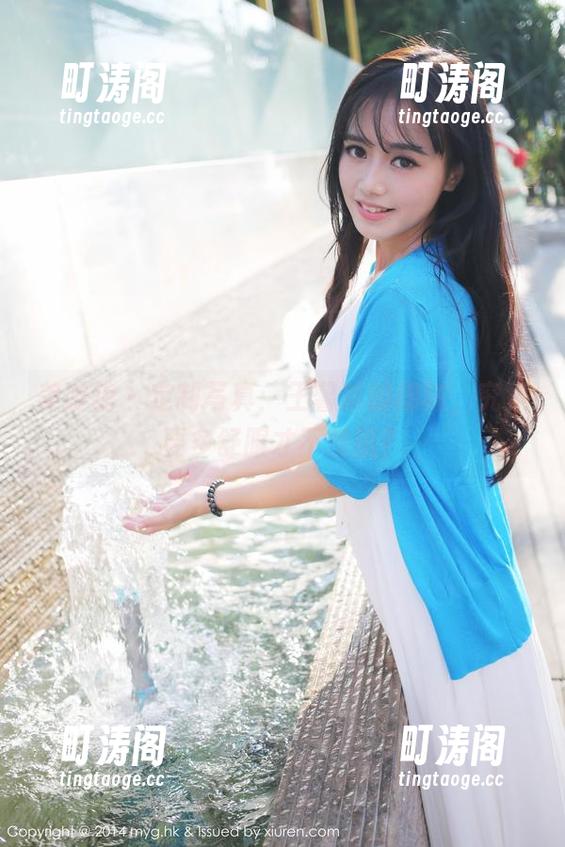 美媛馆 - 定制写真：王馨瑶的棉袜，究竟要多舒服才不想脱？