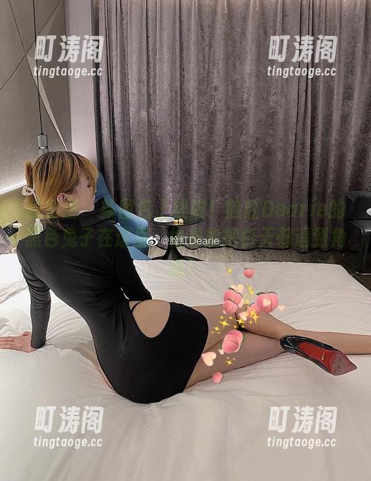 微密圈 - 新图包上线啦！脸红Dearie的黑色兔子在这里，怕是能把白天都逼到角落！