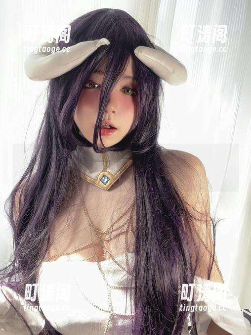 微密圈 - 免费资源大放送，下载短发摄影里的葱油饼er人生哲学！