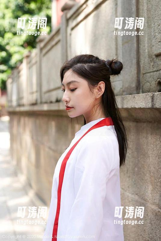 蜜桃社-伊素妍 蜜桃社 - 权益到手,伊素妍婚纱写真,层次感满分!