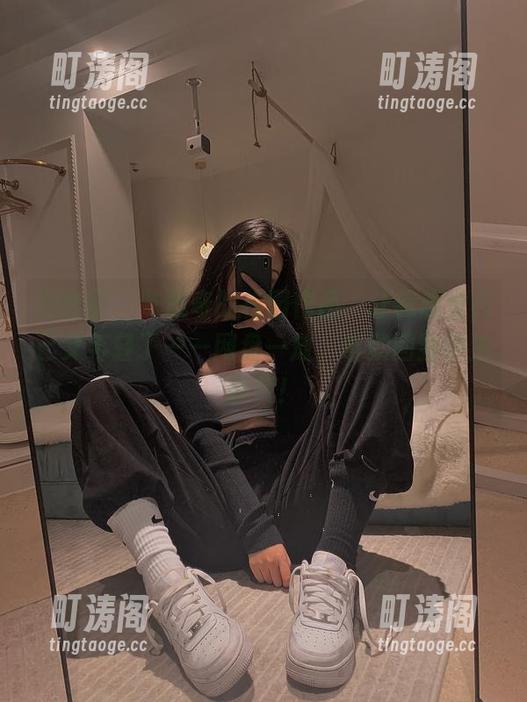 微密圈 - 陈佩奇的校园作品，让我感觉自己又年轻了——网盘一放，咱就回到学生时代！