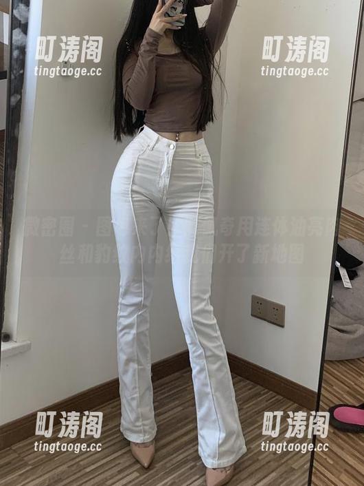 微密圈 - 图包来了！陈佩奇用连体油亮肉丝和豹纹内内给我们开了新地图